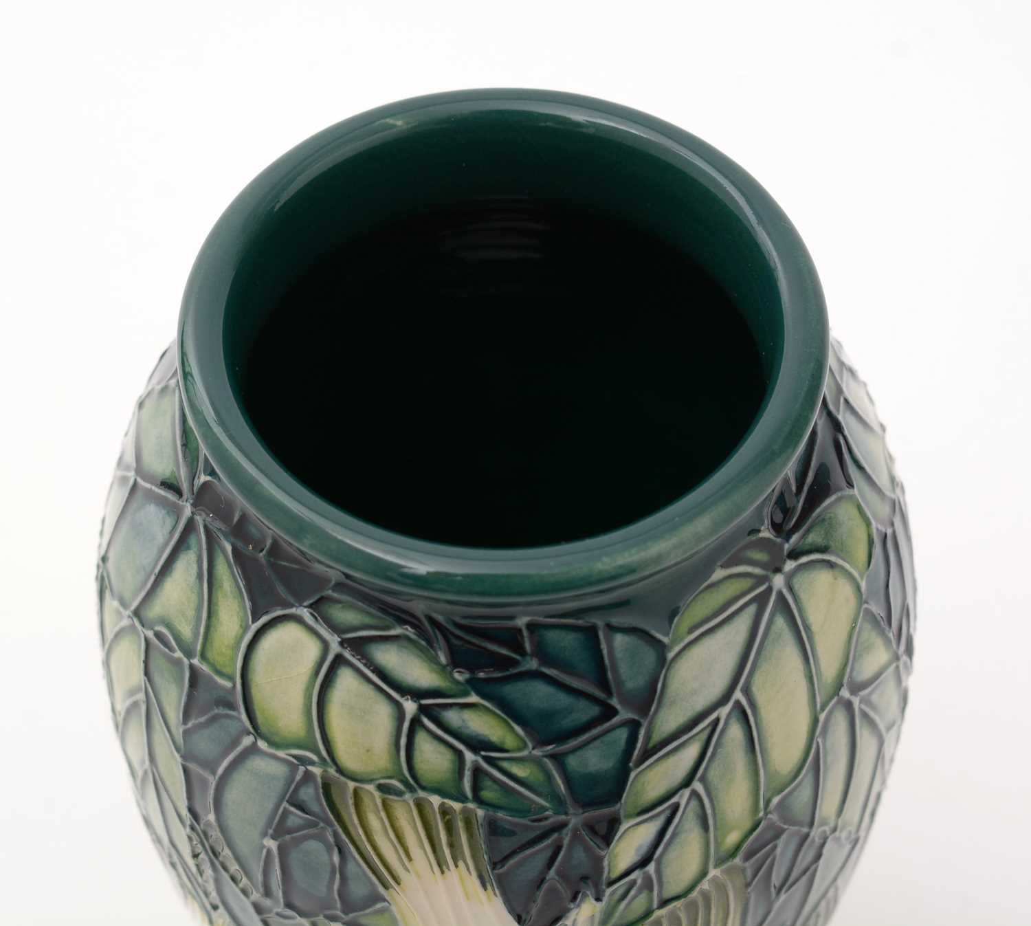 Moorcroft Angel's Trumpets pattern vase - Image 3 of 7