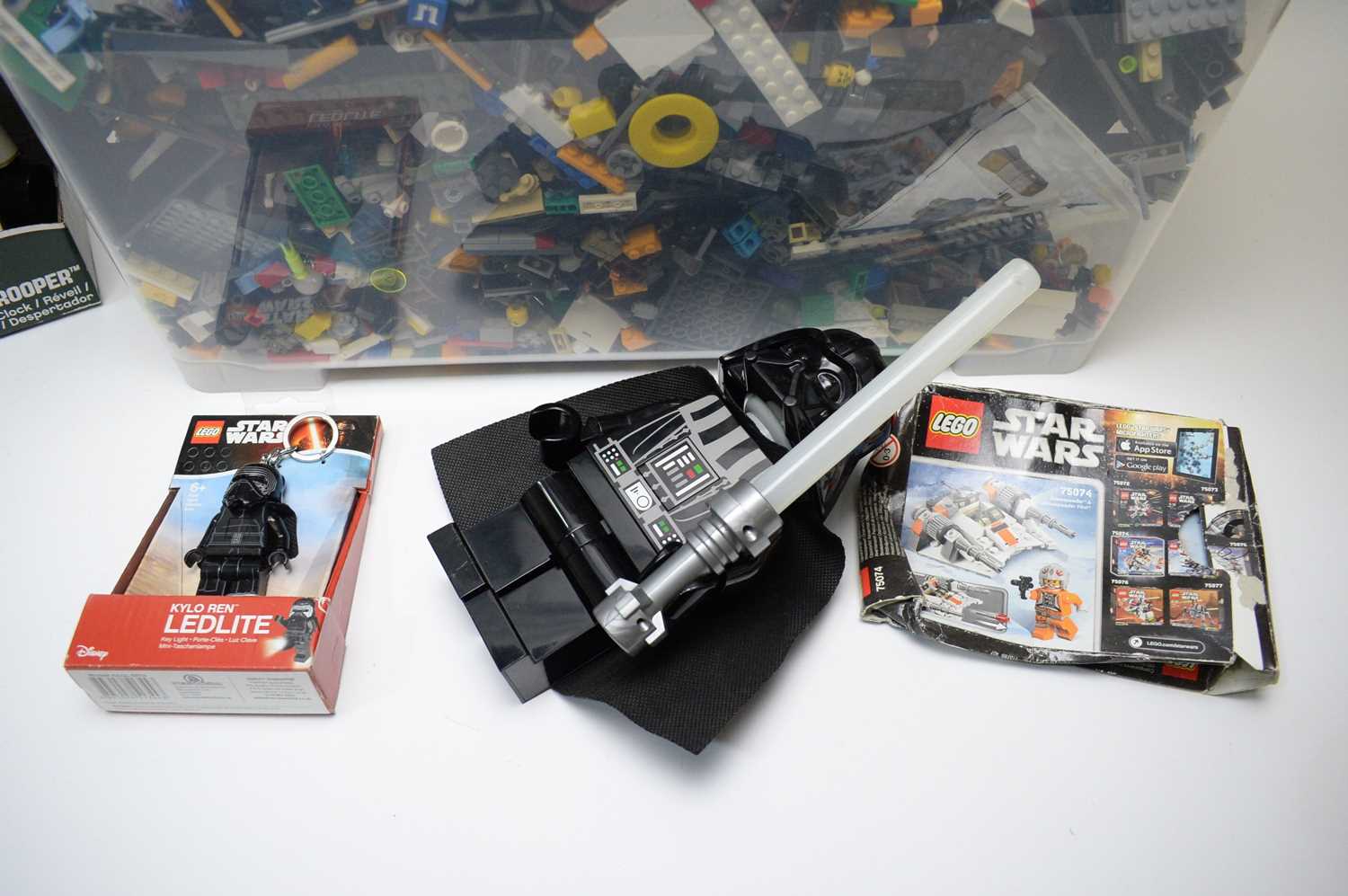 Star Wars LEGO sets and figures. - Image 3 of 5