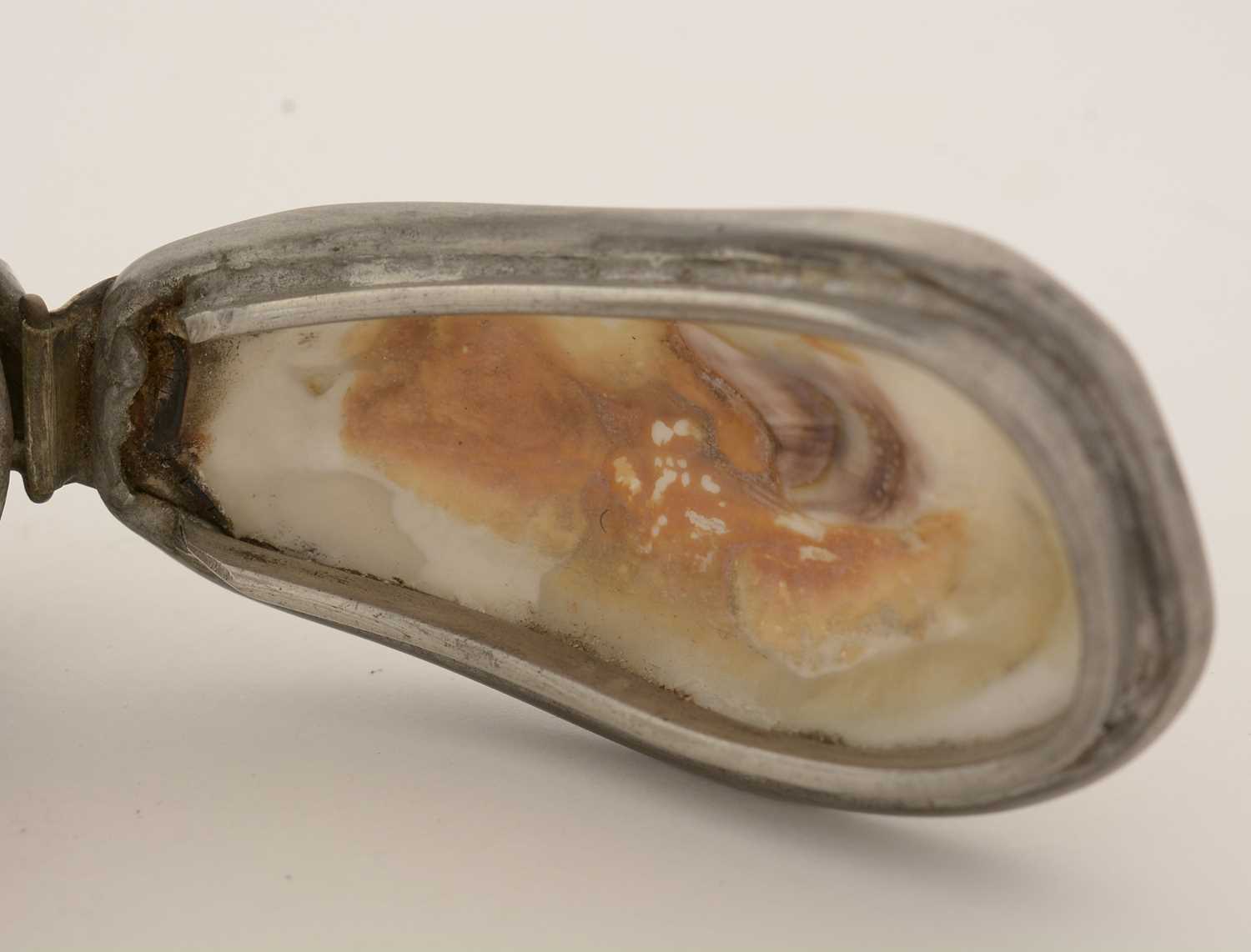 A late 19th Century pewter-mounted oyster shell snuff box, and another. - Image 12 of 15