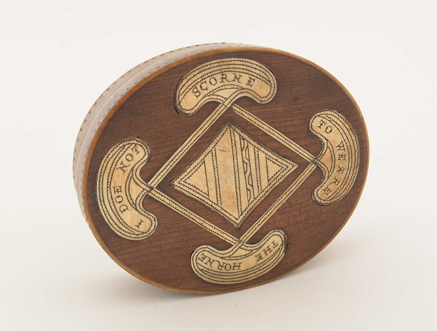 A rare James III//William and Mary treen tobacco box. - Image 6 of 8