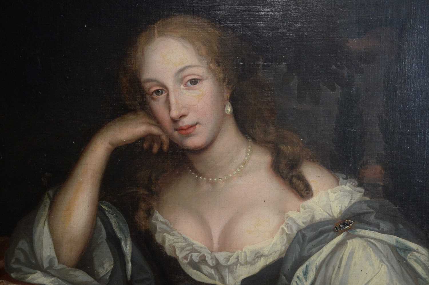 Follower of Sir Peter Lely - Portrait of Dorothy Westrow | oil - Image 2 of 16