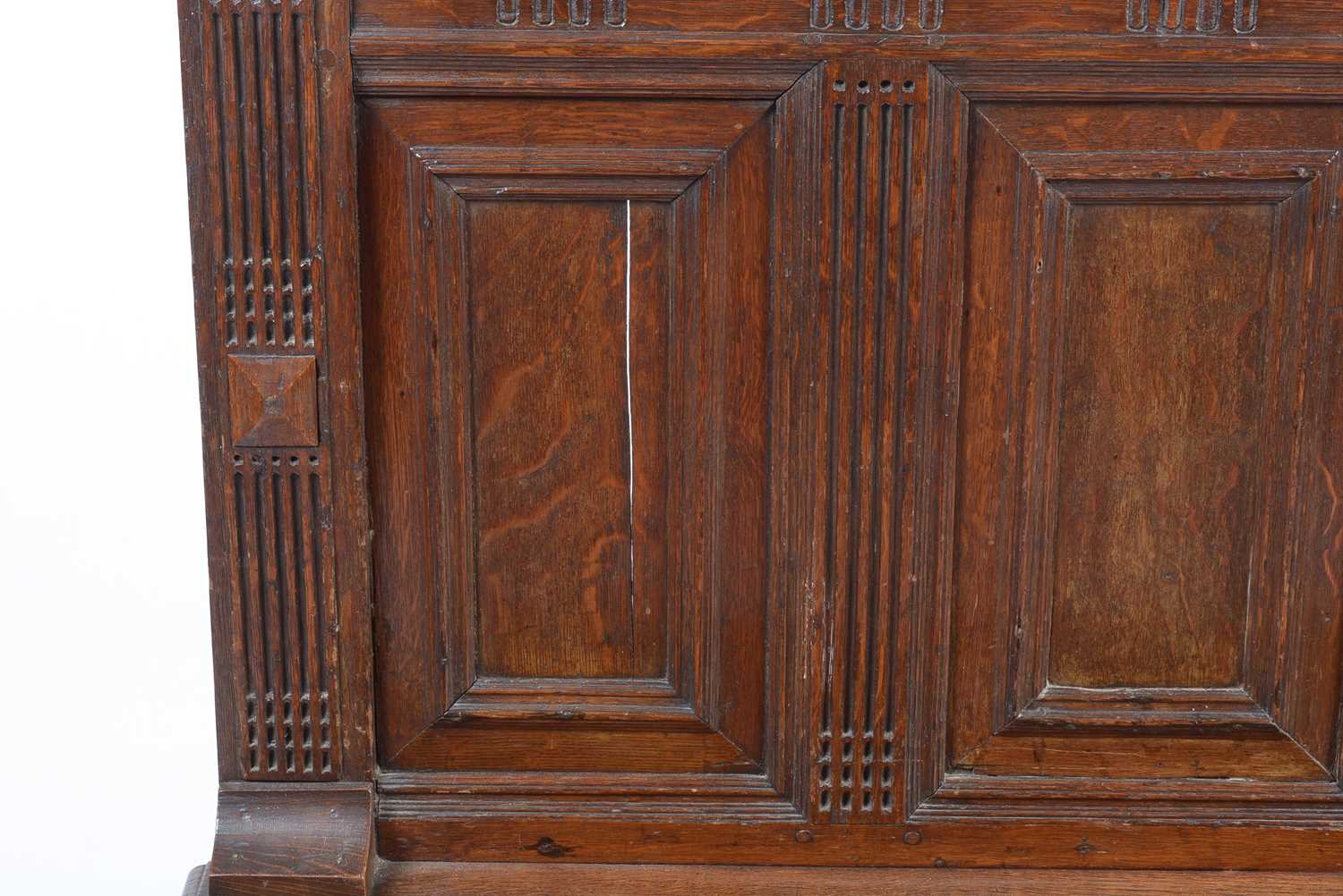 A 19th century Victorian oak hall seat / settle - Image 3 of 8