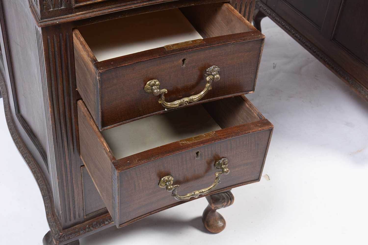 Late 19th century carved mahogany serpentine pedestal desk - Image 2 of 5