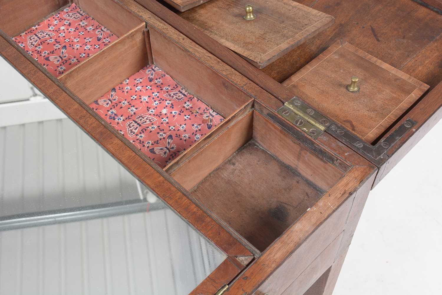 A George III mahogany gentleman's dressing table. - Image 7 of 18