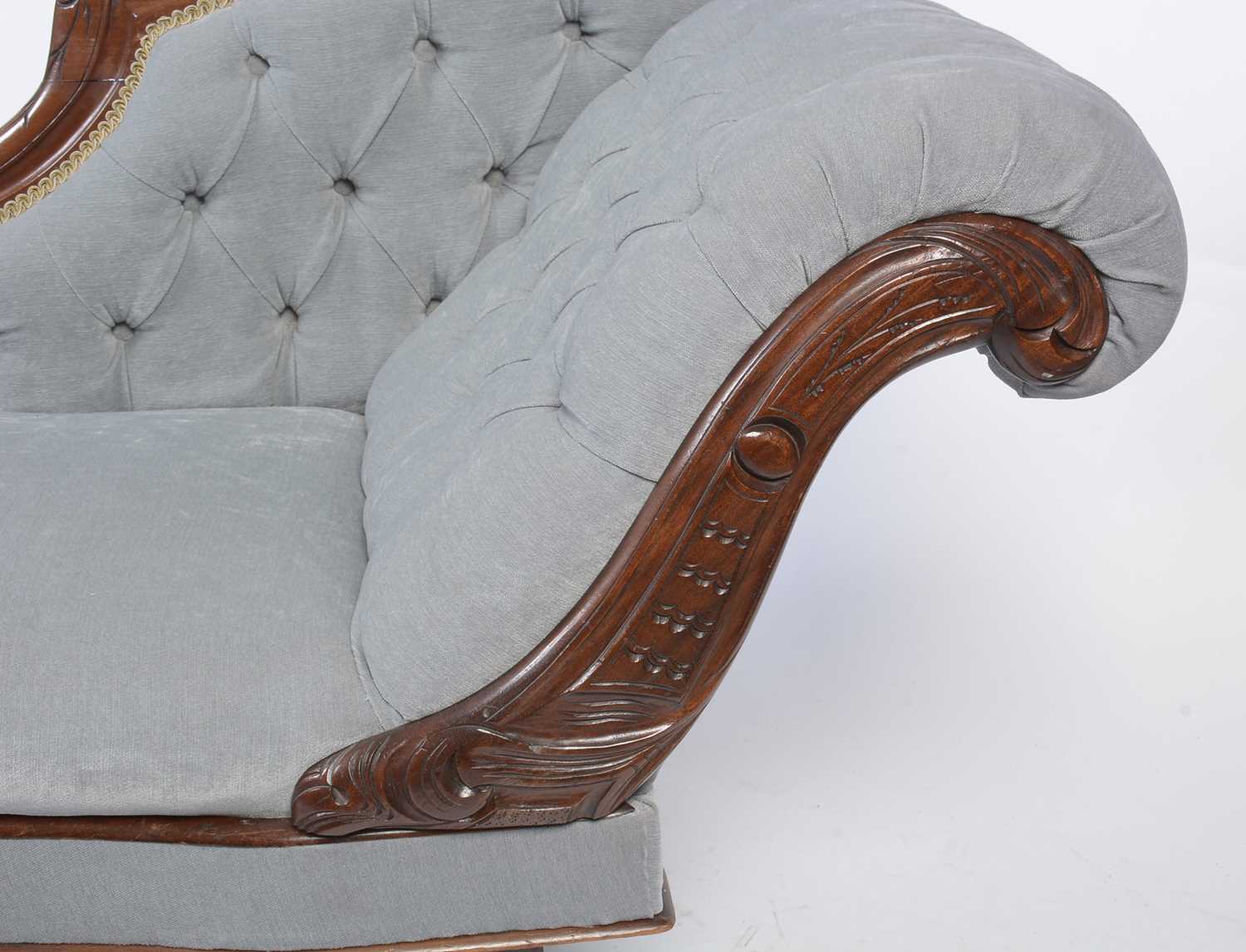 A Victorian carved walnut and button-upholstered chaise longue. - Image 5 of 9