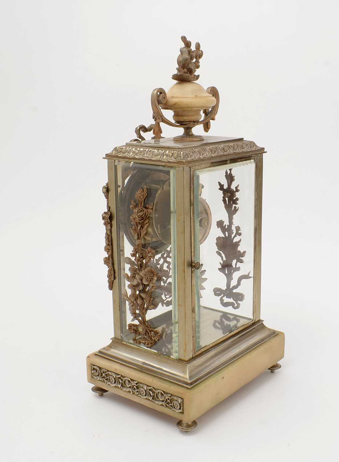 A 19th Century French gilt bronze four-glass eight day mantel clock - Image 6 of 6