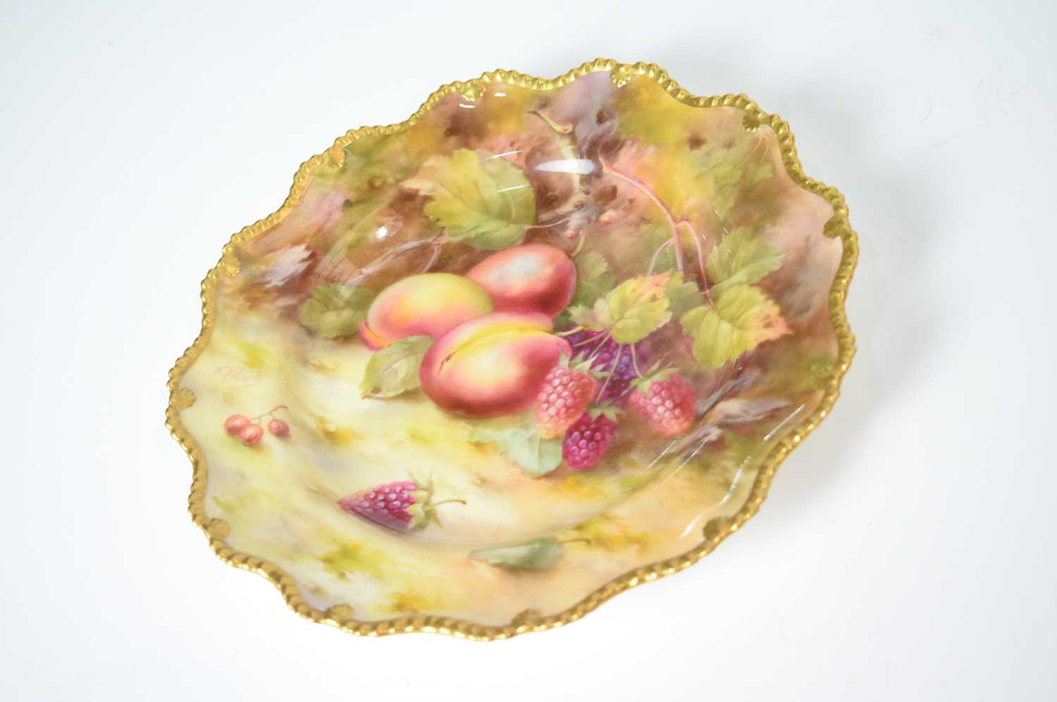 Royal Worcester fruit painted plate by Roberts - Image 3 of 4
