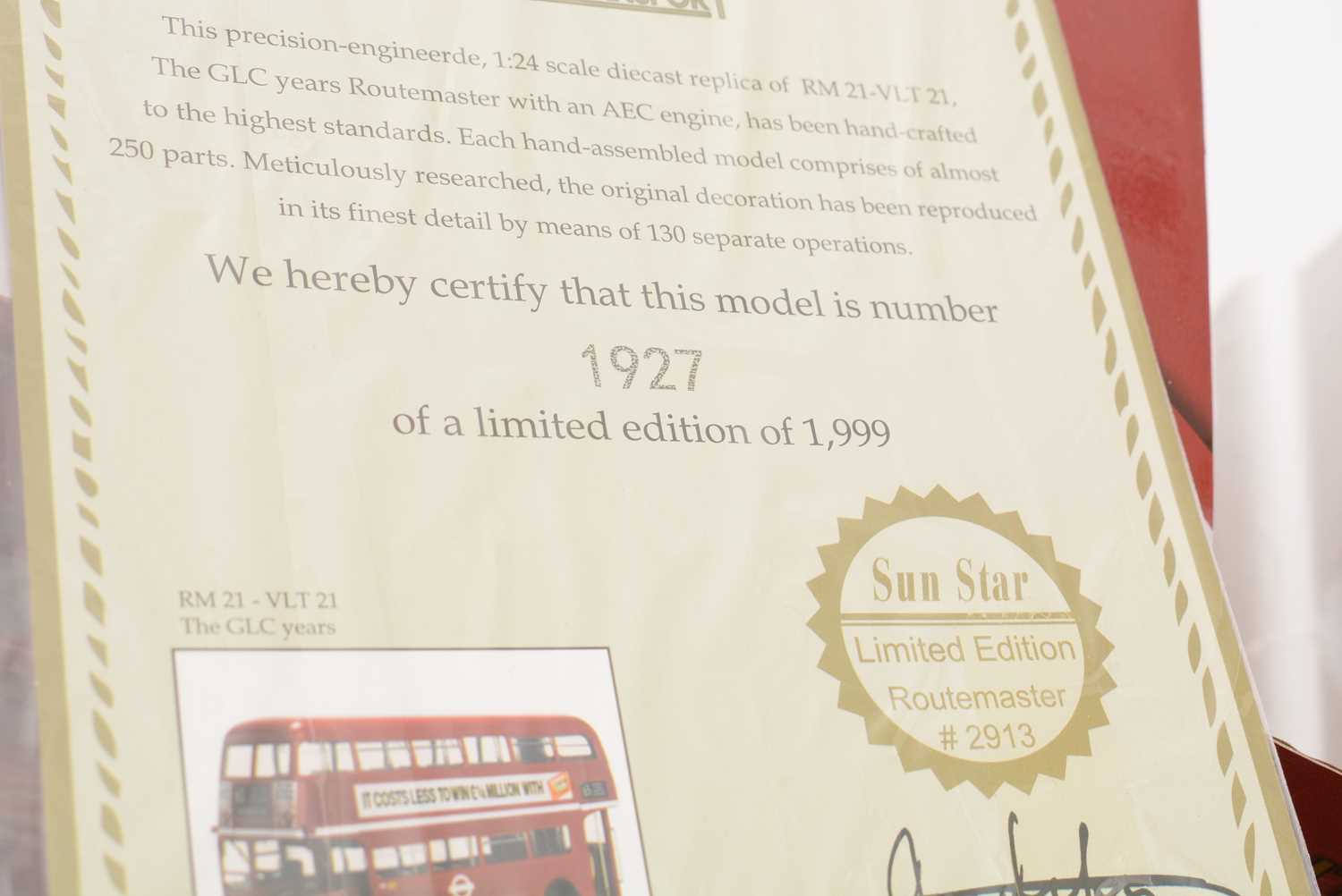 Sunstar highly detailed 1:24 scale diecast model replica of the Routemaster RMC Bus - Image 4 of 4