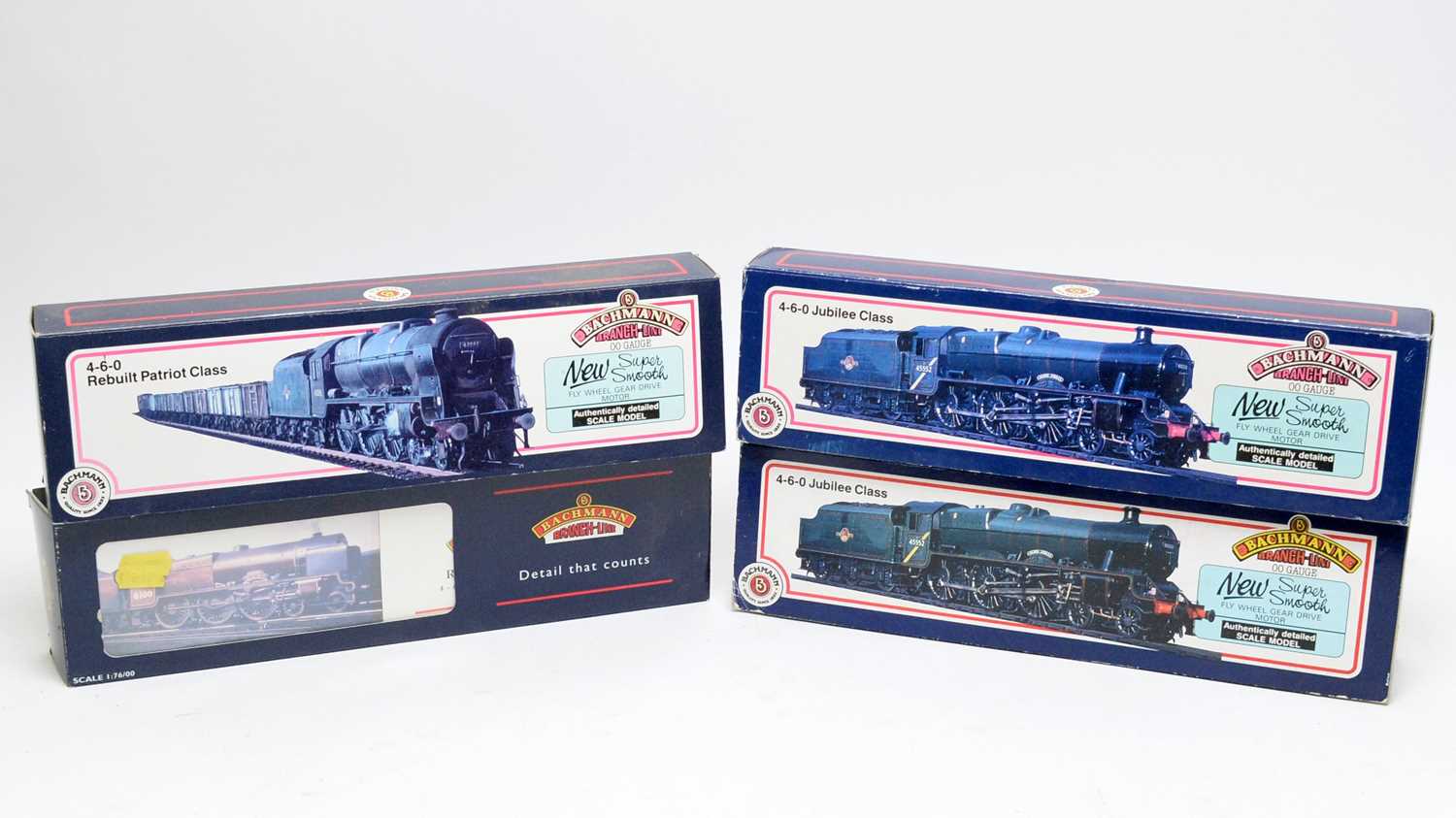Bachman 00-gauge model railway locomotives and tenders
