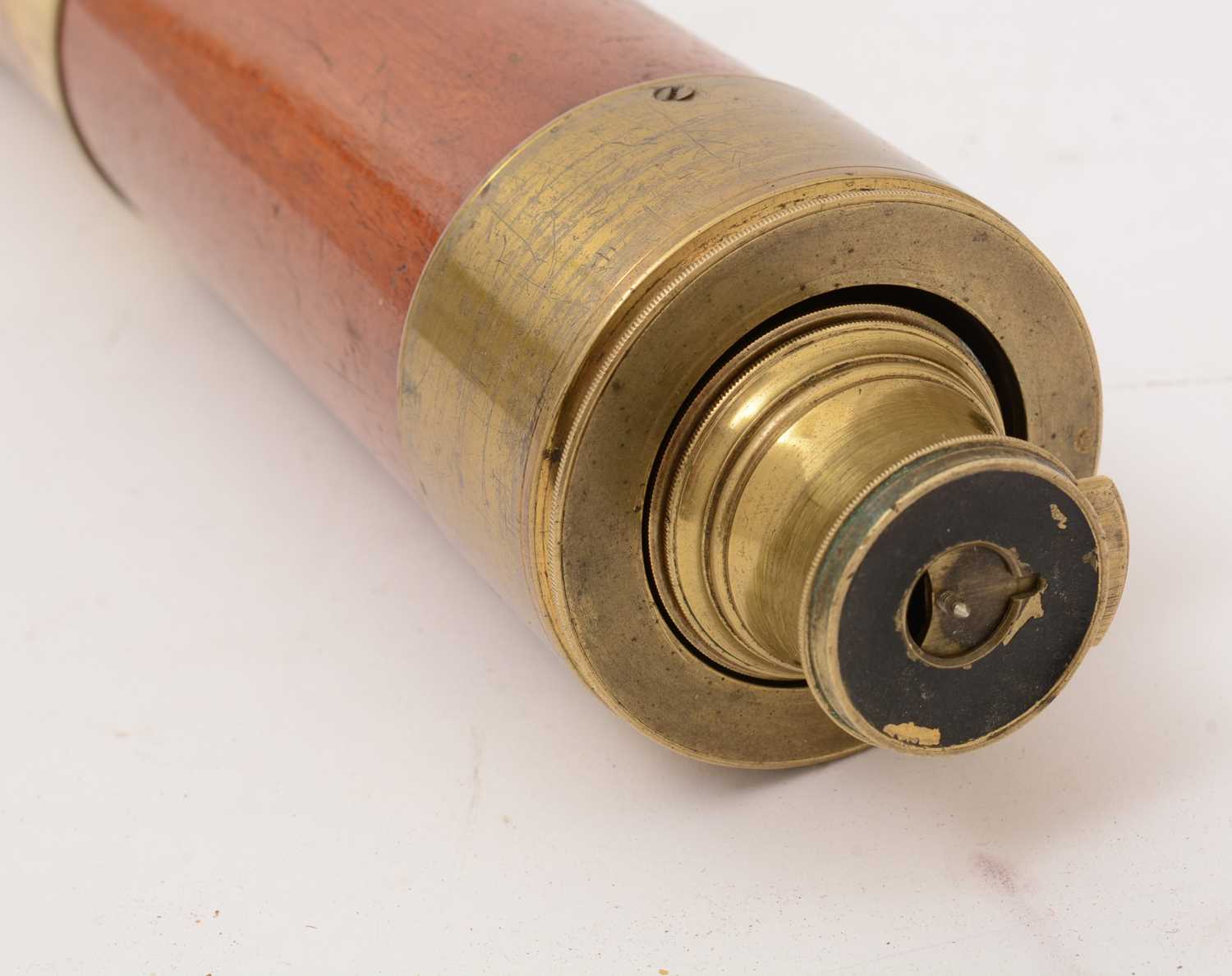 A 19th Century Victorian brass and mahogany three draw telescope - Image 4 of 6