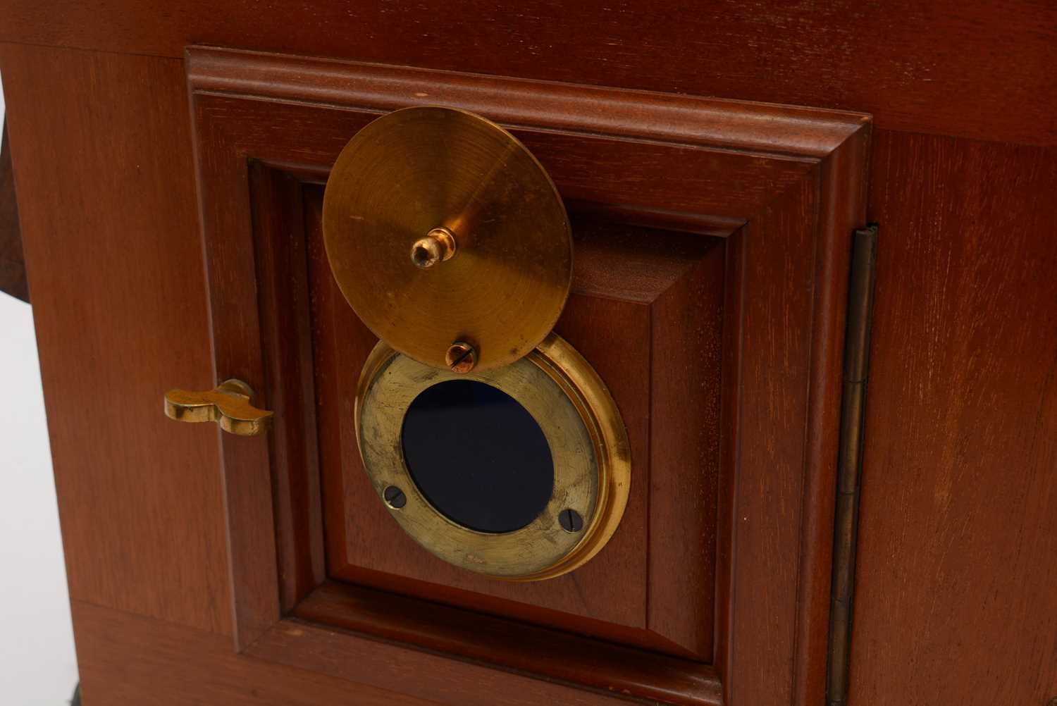 An early 20th Century brass and mahogany Magic Lantern - Image 5 of 7