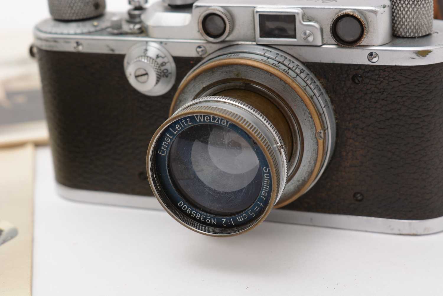 A Leica IIIa rangefinder camera; and accessories - Image 6 of 6