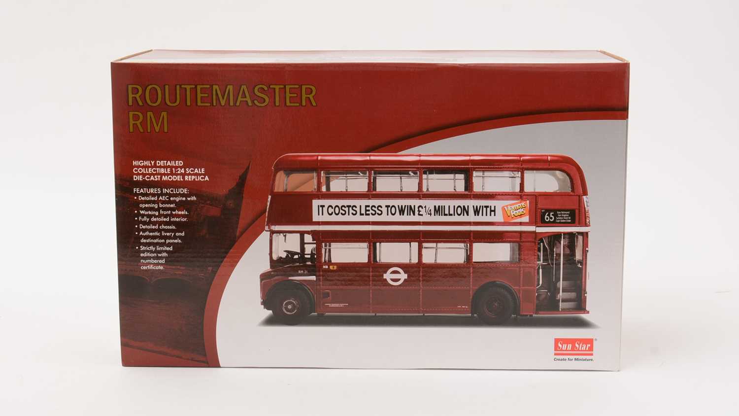 Sunstar highly detailed 1:24 scale diecast model replica of the Routemaster RMC Bus