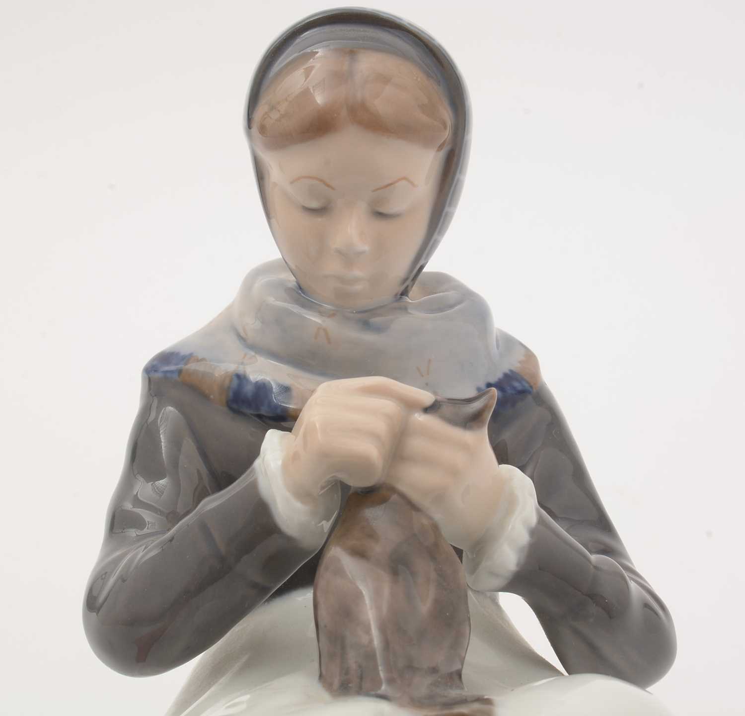 Royal Copenhagen figure Amager Girl Sewing - Image 6 of 9