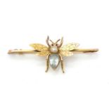 A 9ct yellow gold insect bar brooch,