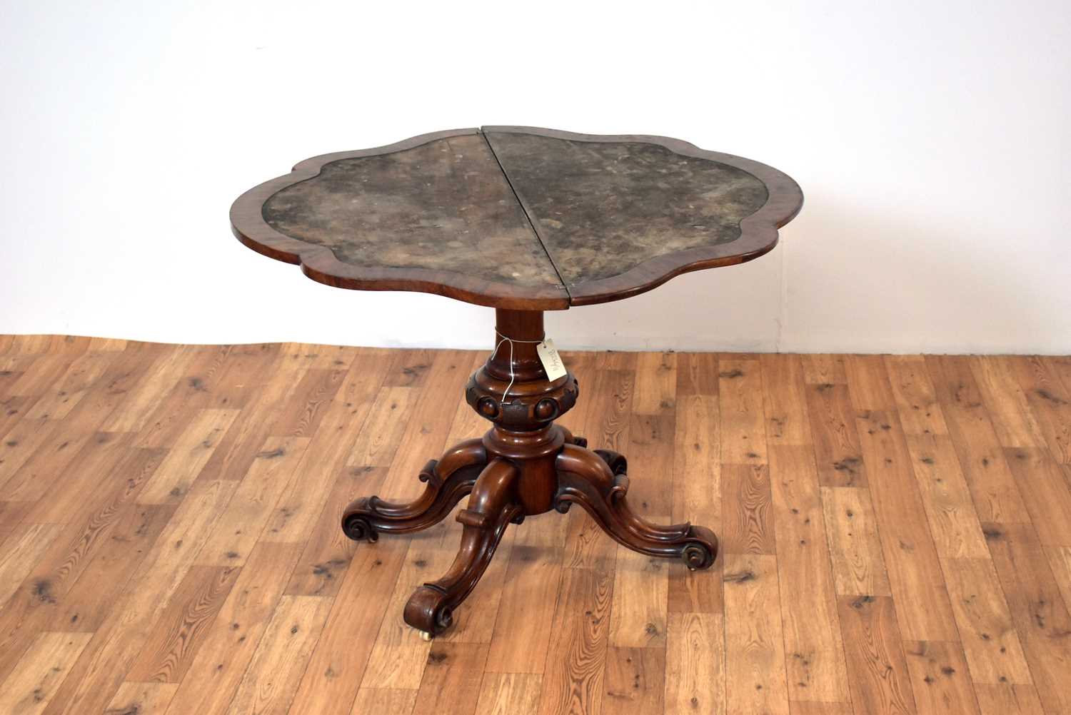 A 19th Century Victorian burr walnut card table - Image 4 of 4