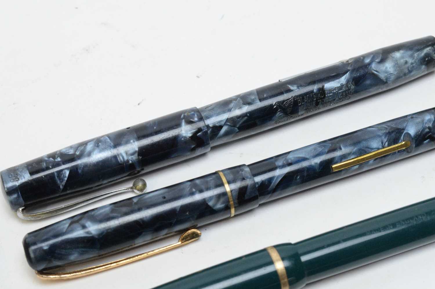 A selection of fountain pens - Bild 3 aus 3