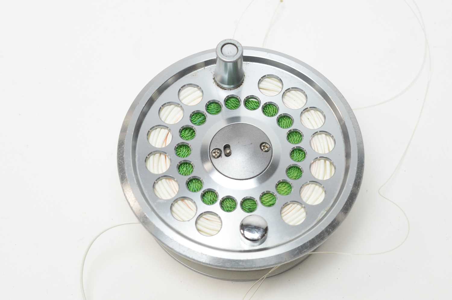 A Shimano Ultegra Fly 78 reel; and two spools - Image 7 of 7