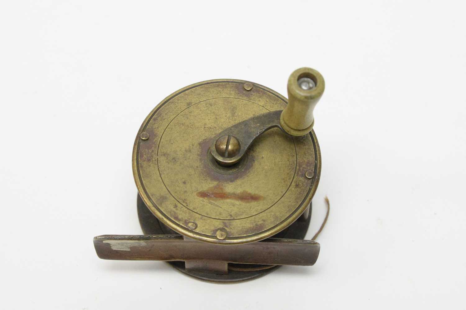 A collection of fishing reels - Image 7 of 8