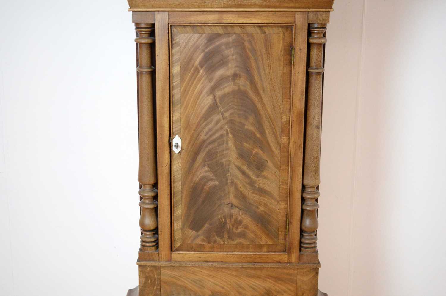 A 19th Century mahogany longcase clock signed D Little of Carlisle - Bild 4 aus 5