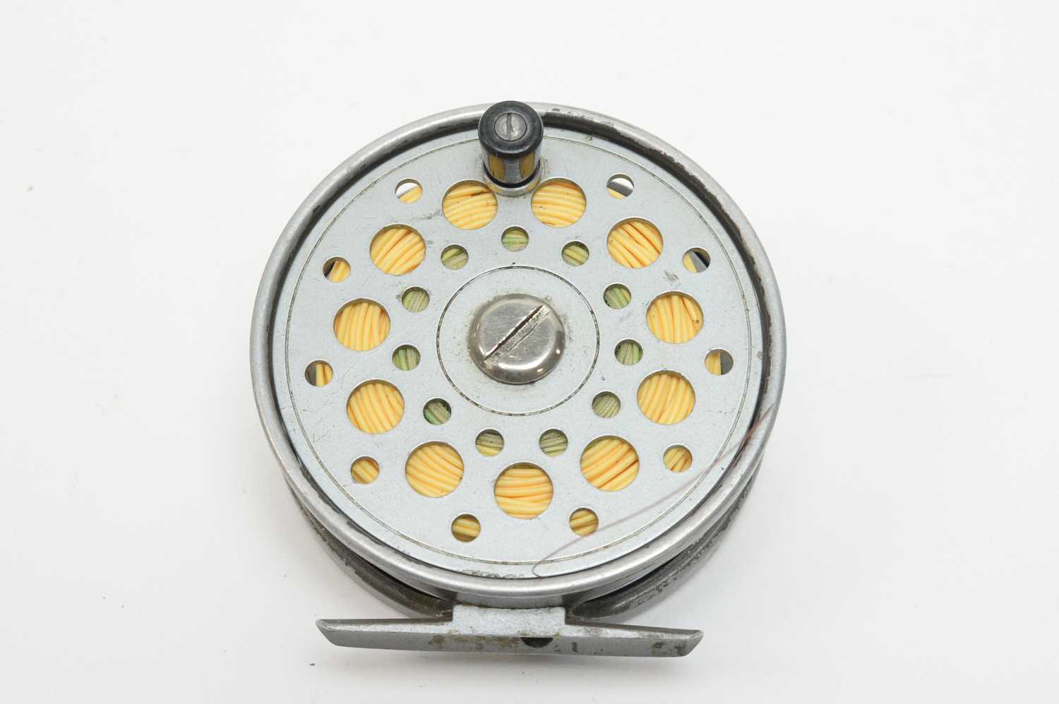 A collection of fishing reels - Image 2 of 8