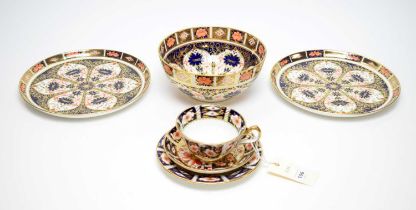 A collection of Royal Crown Derby Imari pattern ceramics.