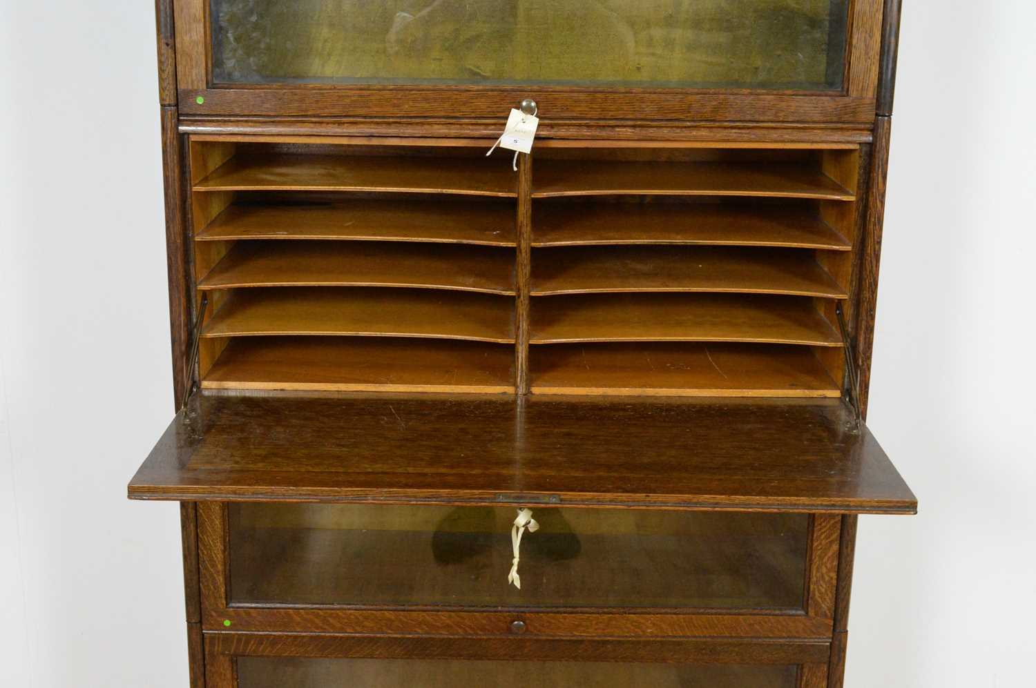 An early 20th Century five tier Globe Wernicke style bookcase - Image 4 of 4