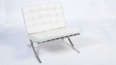 White Leather 'Barcelona' chair