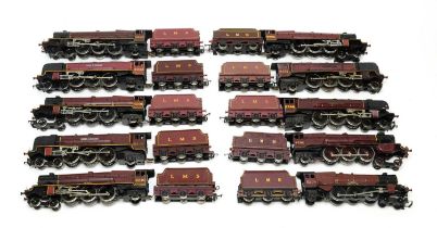 Hornby 00-gauge locomotives and their tenders