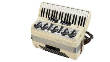 Settimio Soprani Carcinal 120 bass piano accordion