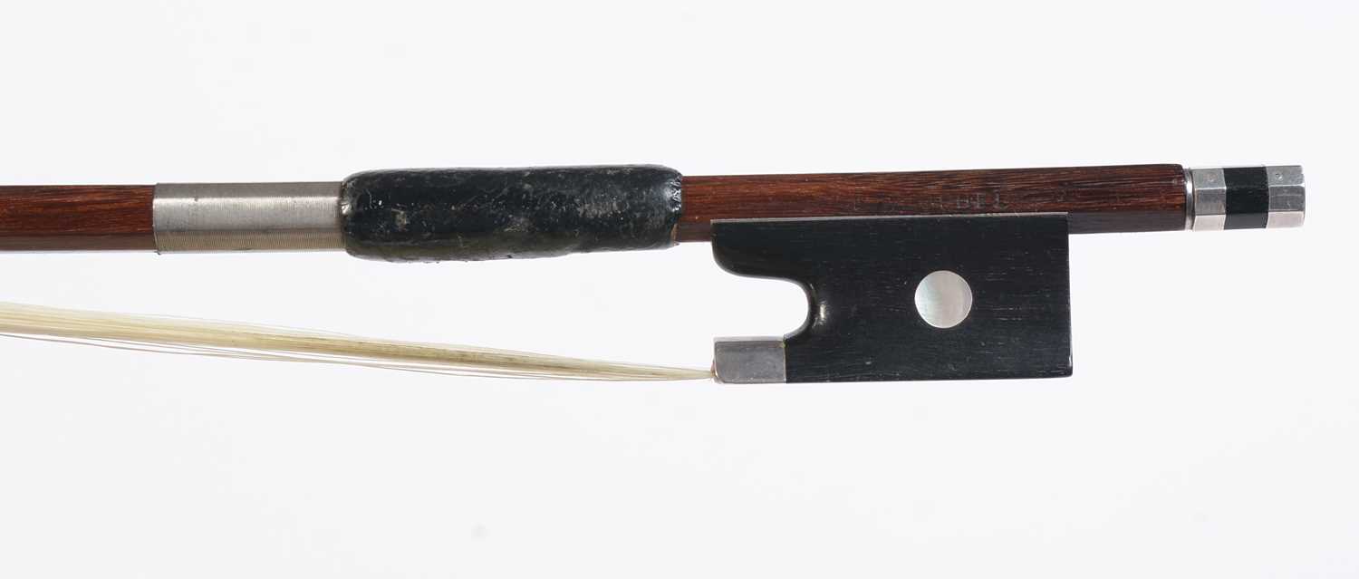 Violin bow