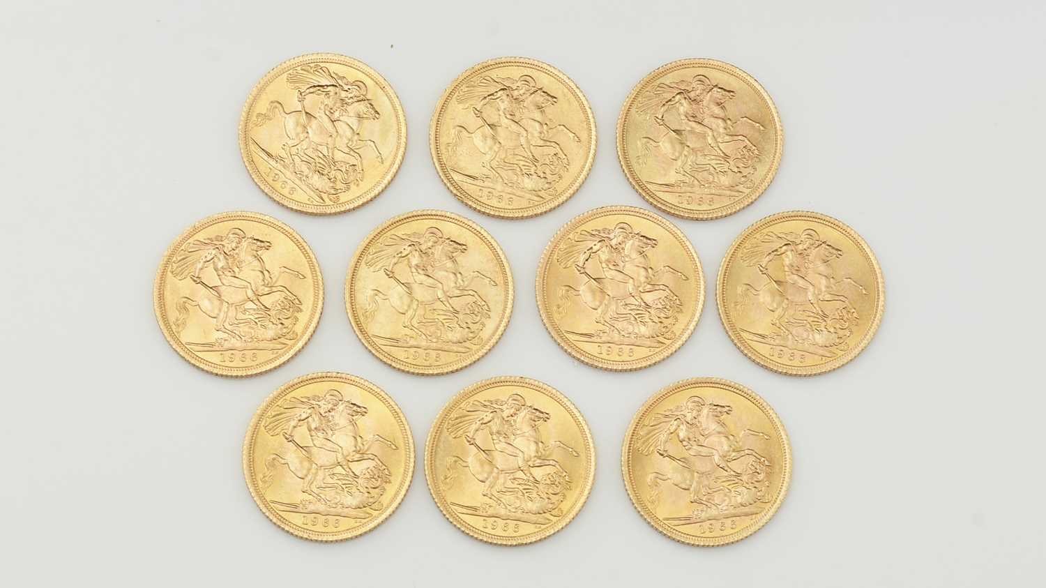 Ten Elizabeth II gold sovereigns, all 1966