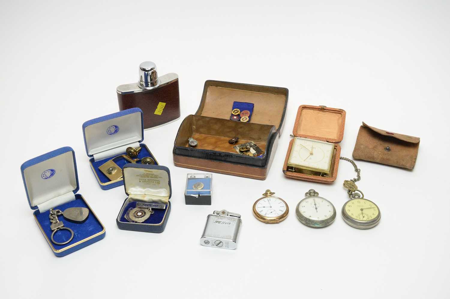 A gentleman's group of jewellery and collectors' items