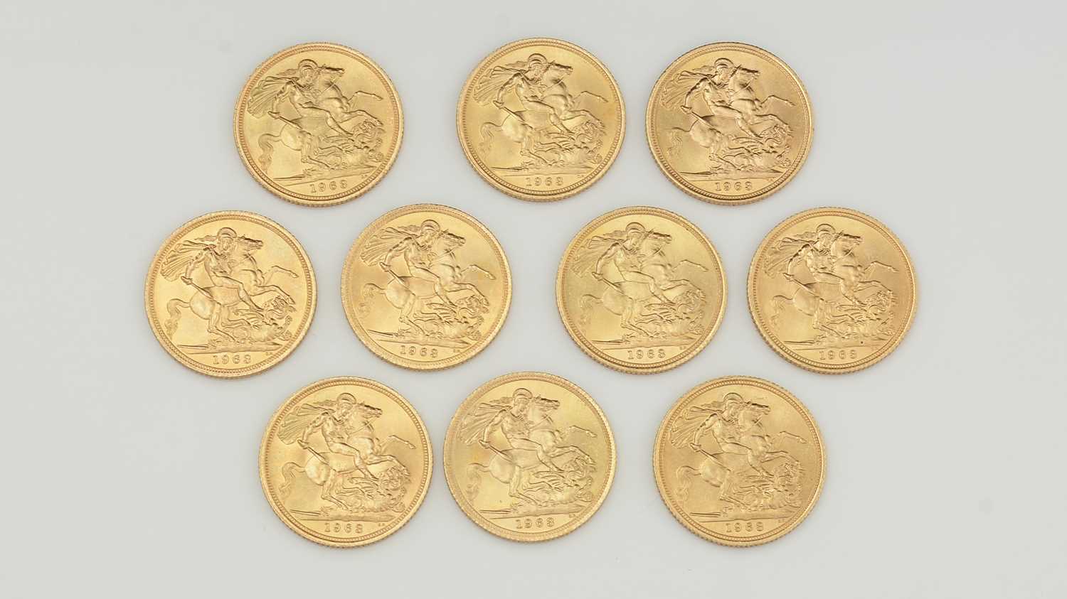 Ten Elizabeth II gold sovereigns, all 1963