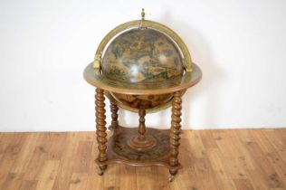 A reproduction globe drinks trolley