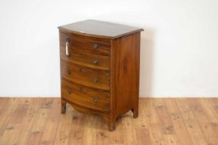 A Georgian style mahogany bow front chest of drawers of small size