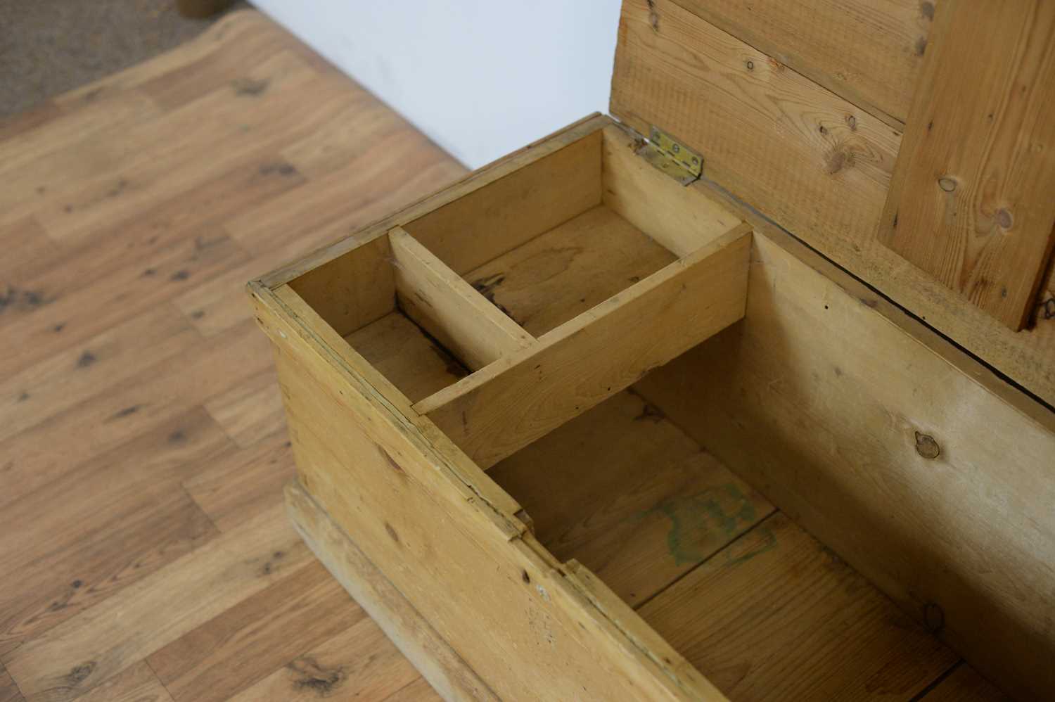 A 20th Century stripped pine blanket box together with a pine open bookcase - Image 4 of 4
