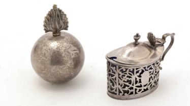 A George VI silver table lighter