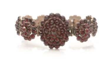 A Victorian garnet bracelet