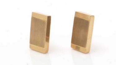 A pair of 9ct yellow gold cufflinks