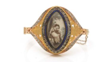 A late 18th/early 19th Century mourning bangle