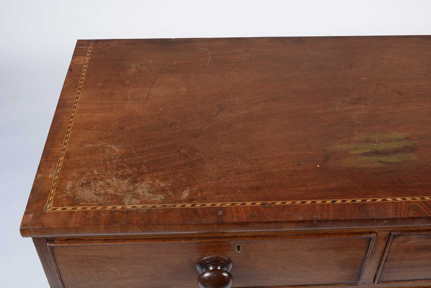 A Georgian inlaid mahogany chest of drawers - Image 15 of 15