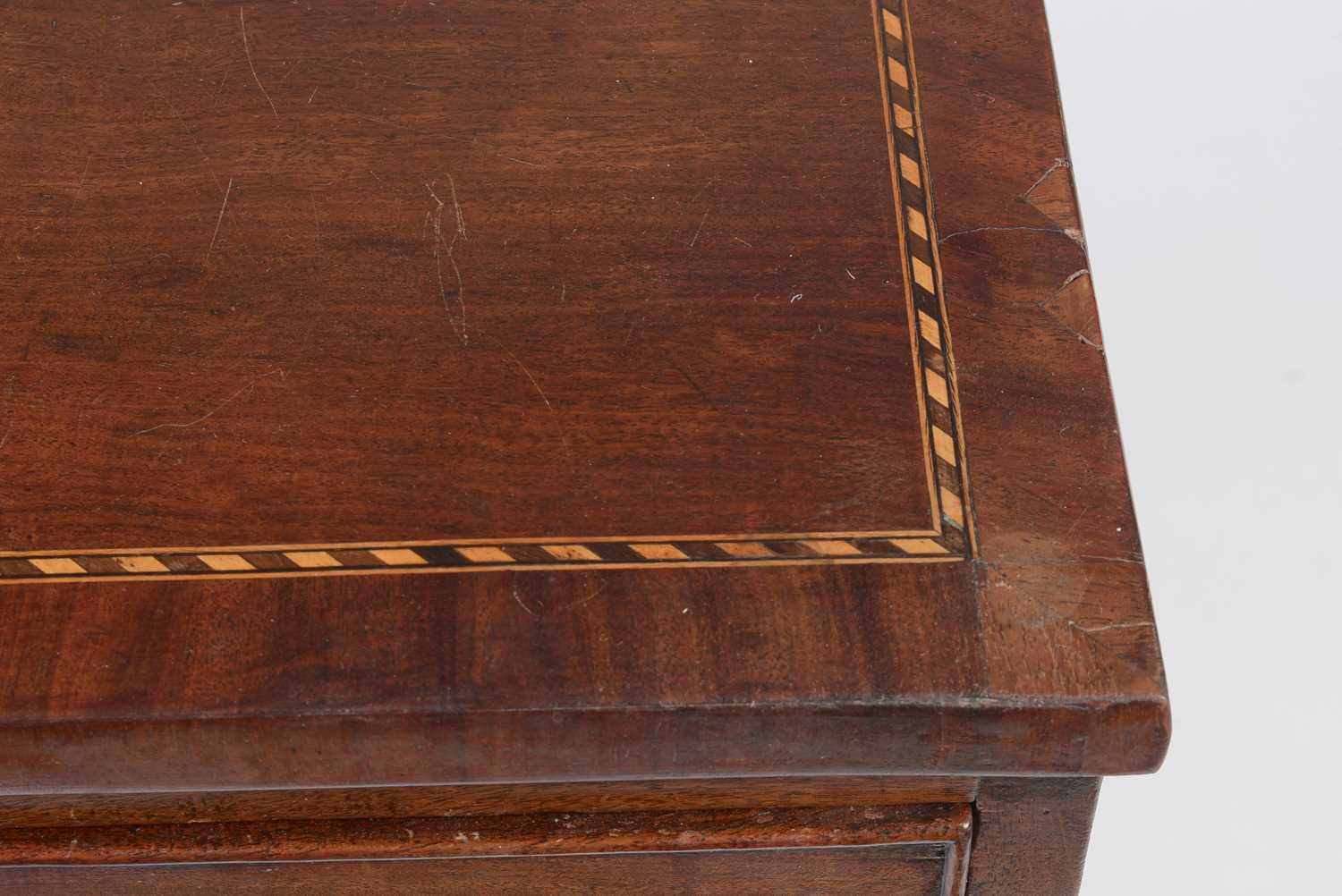 A Georgian inlaid mahogany chest of drawers - Image 10 of 15
