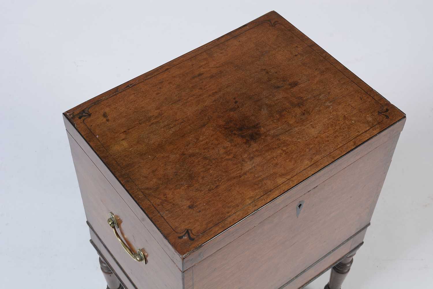 A Georgian mahogany work box - Image 7 of 7