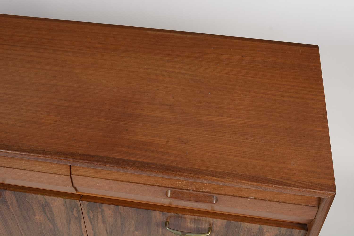 A mid Century teak and rosewood sideboard, possible by Elliotts of Newbury - Image 4 of 16