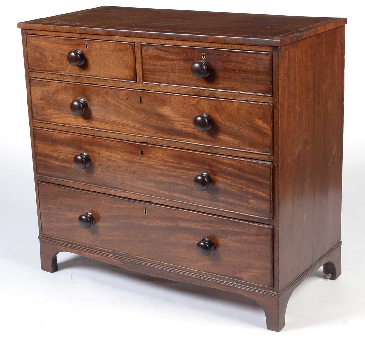 A Georgian inlaid mahogany chest of drawers - Image 3 of 15