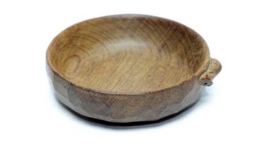 Robert 'Mouseman' Thompson, Kilburn: a carved oak bowl