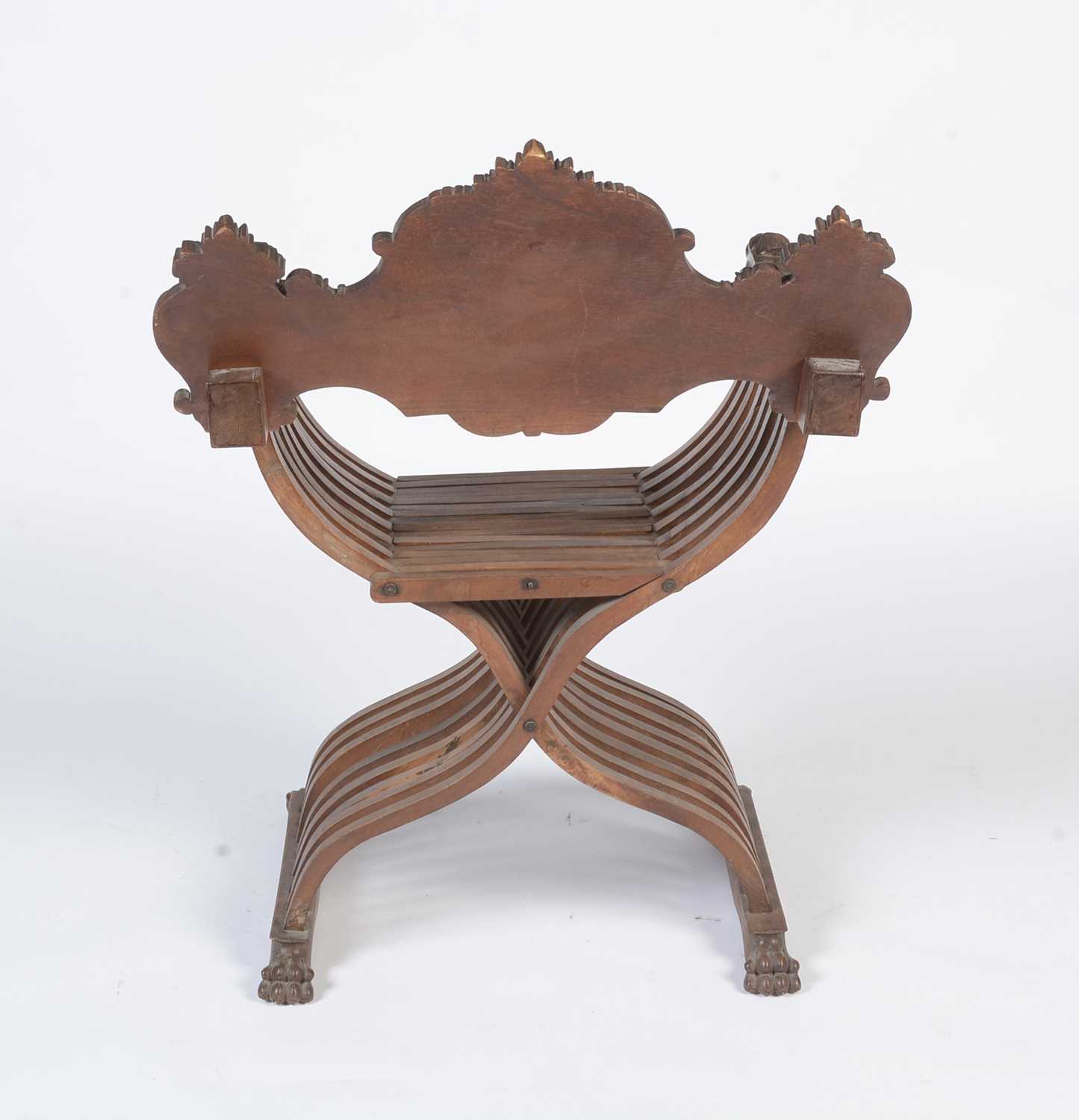 A decorative Italian carved walnut Savonarola chair c1900 - Image 2 of 21