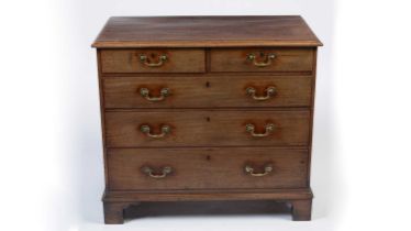 A George III mahogany chest of drawers.