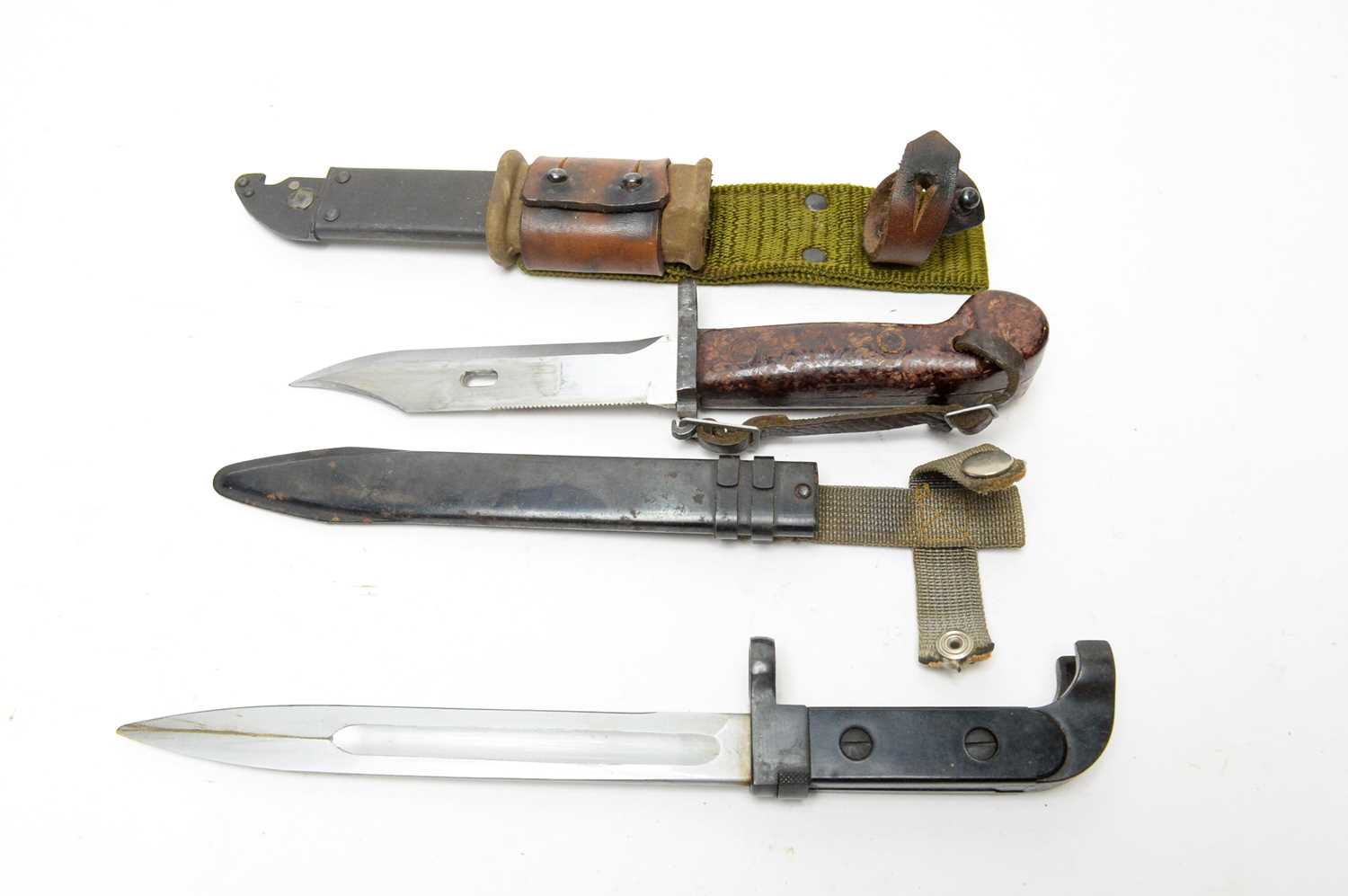 Four different AK bayonet patterns, - Image 4 of 8